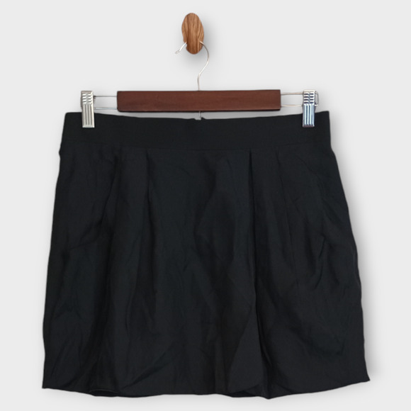 Theory Skirt Womens 4 Black Helika Silk Blend Stretch Pleated Minimalist Mini - Picture 1 of 7